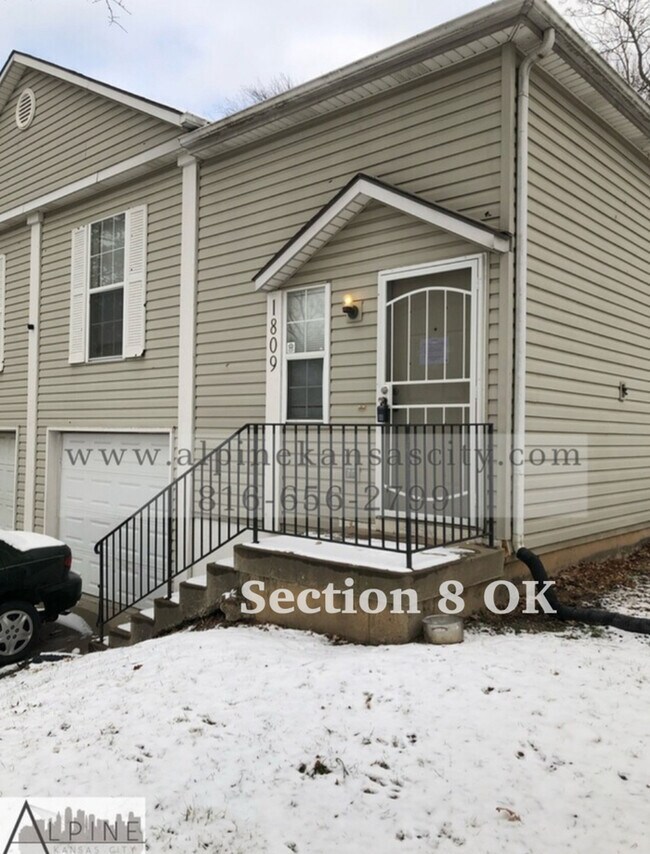 NE 4 Bedroom Duplex, Section 8 OK 1805 Jackson Ave Kansas City MO