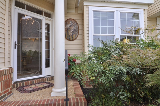 Building Photo - 6727 Evensong Ln