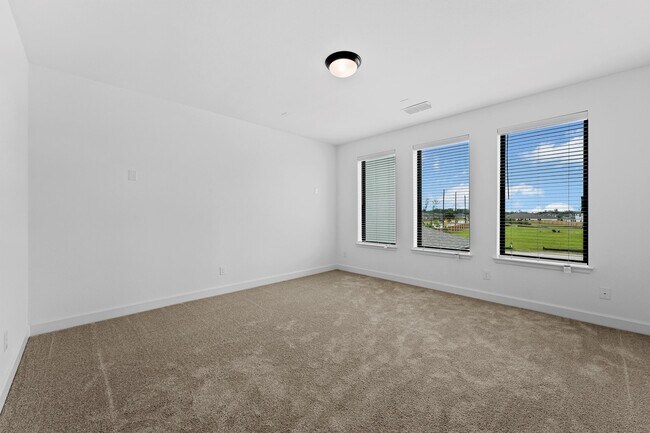 Building Photo - 1539 Spring Pl Dr