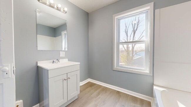 Building Photo - Coming Soon-2 bedroom, near park, Mansfield Schools