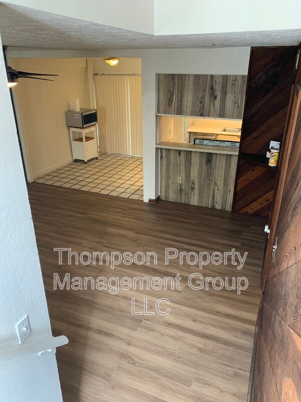 Building Photo - 1736 E Mulberry Dr