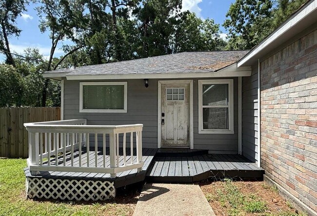 Building Photo - 607 Cactus Dr