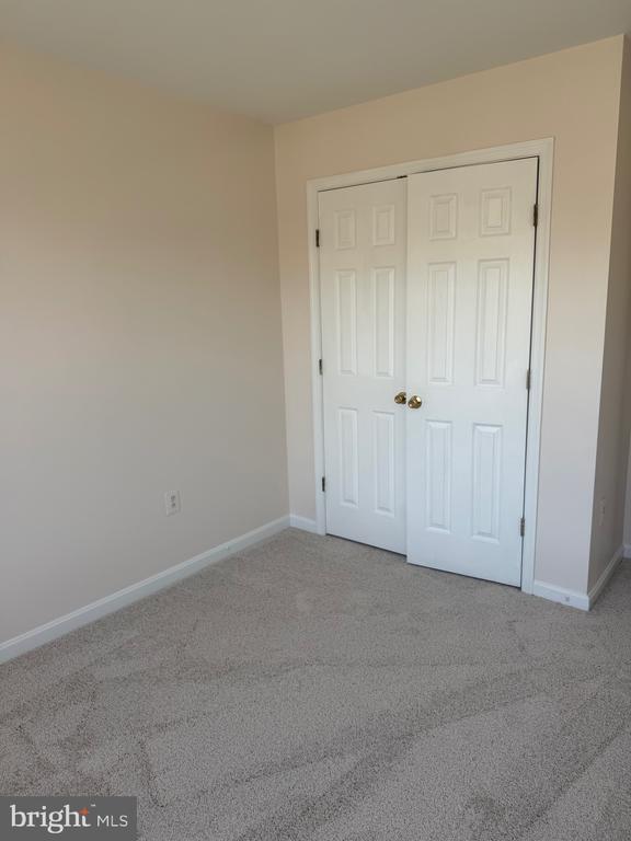 Building Photo - 144 Keating Cir