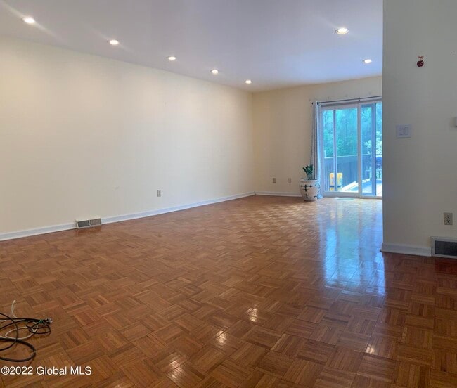 Building Photo - 46 Velina Dr