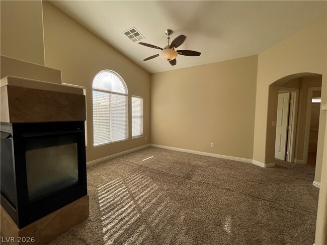 Building Photo - 9132 Forest Willow Ave