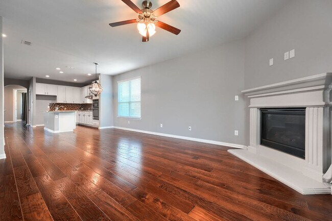 Building Photo - Charming Single-Story Home Located in Lind...
