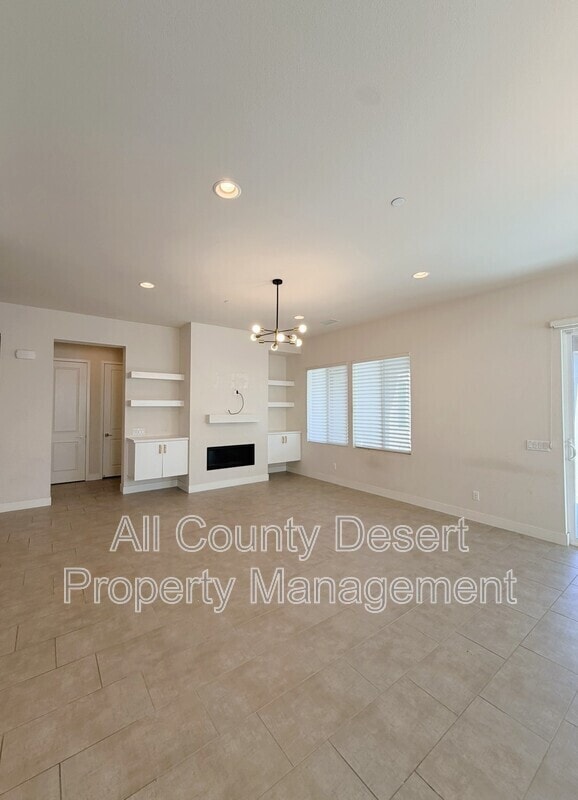 Building Photo - 74565 Tesla Dr