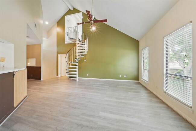 Building Photo - 4144 Greystone Way