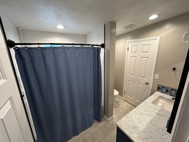 Building Photo - 1423 W 4180 S