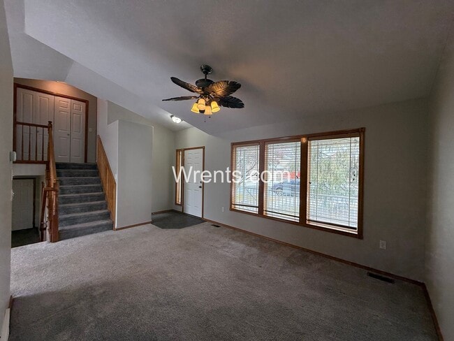 Building Photo - Beautiful 4 bed 3 bath Home!