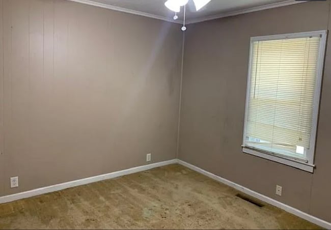 Building Photo - PSU Students – 3 Bed, 2 Bath Home Just Min...
