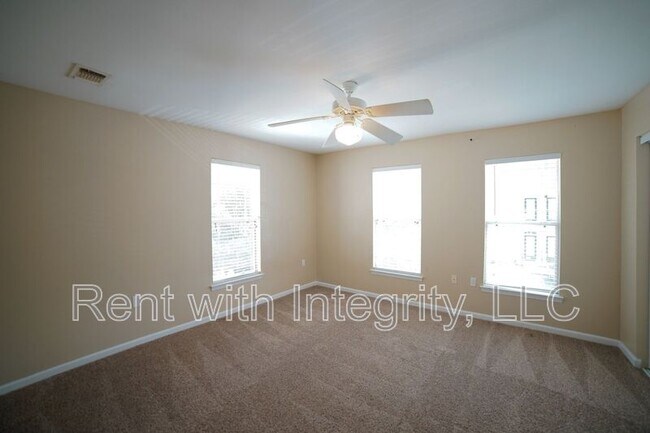 Building Photo - 2400 Fred Smith Rd