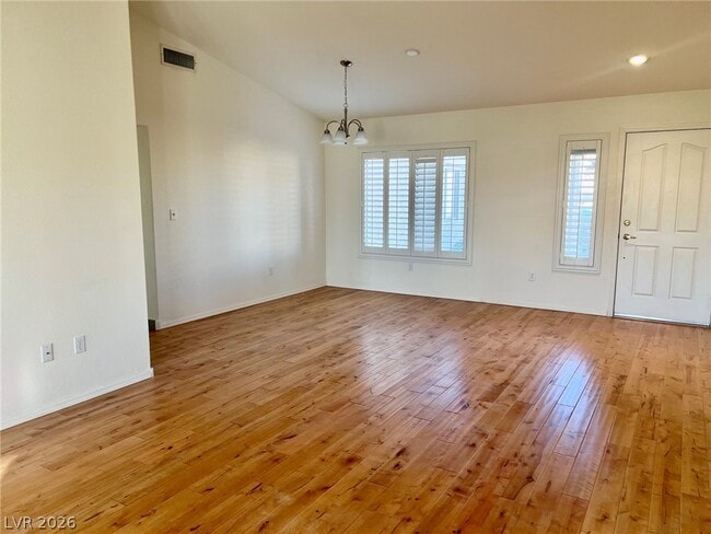 Building Photo - 10729 Clear Meadows Dr