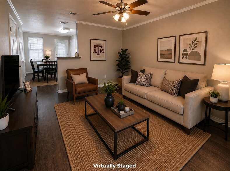 Interior Photo - Hillstone On The Parkway