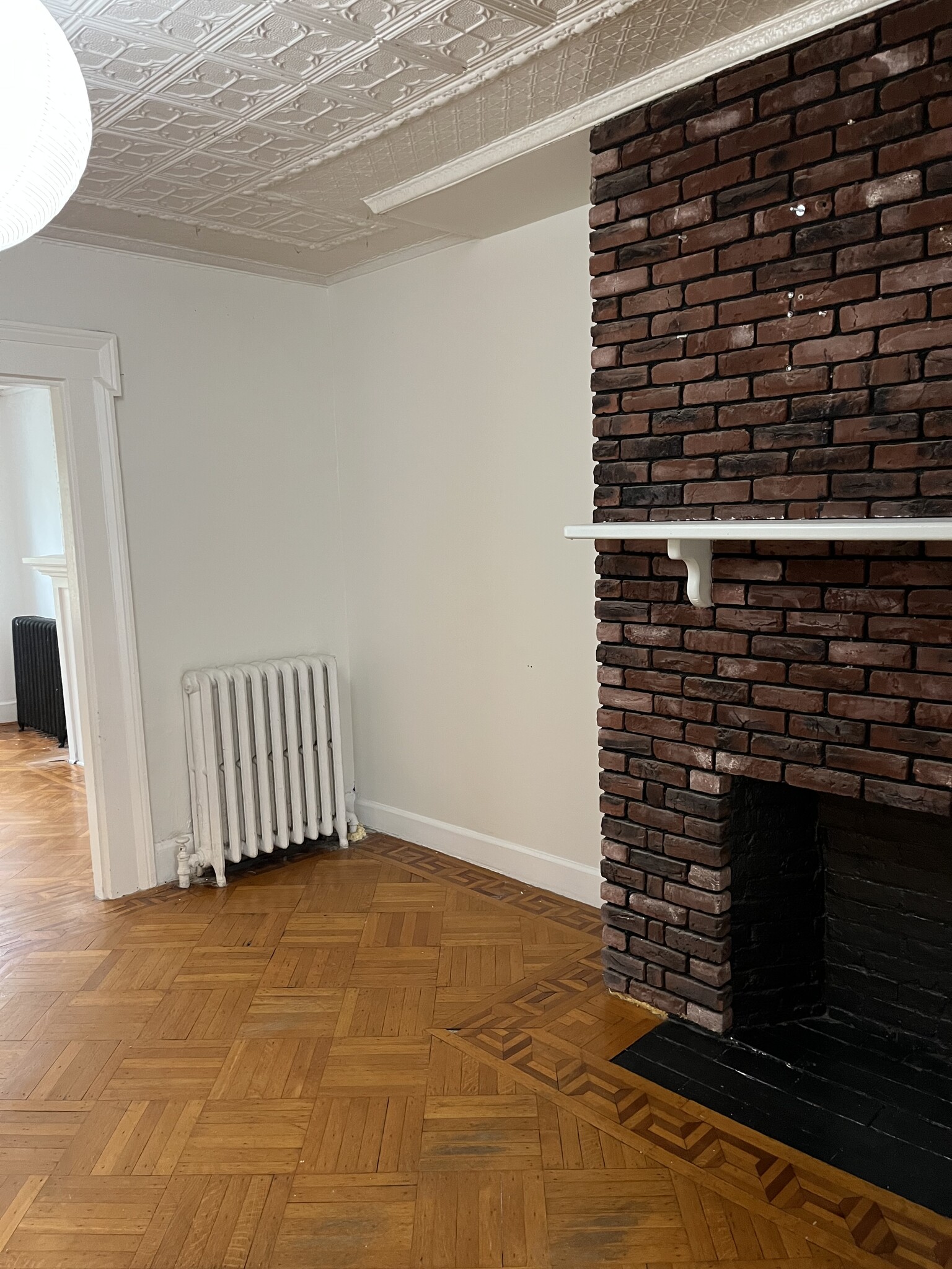 Building Photo - 188 3rd St