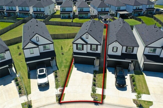Building Photo - 12310 Greenwood Gate Dr