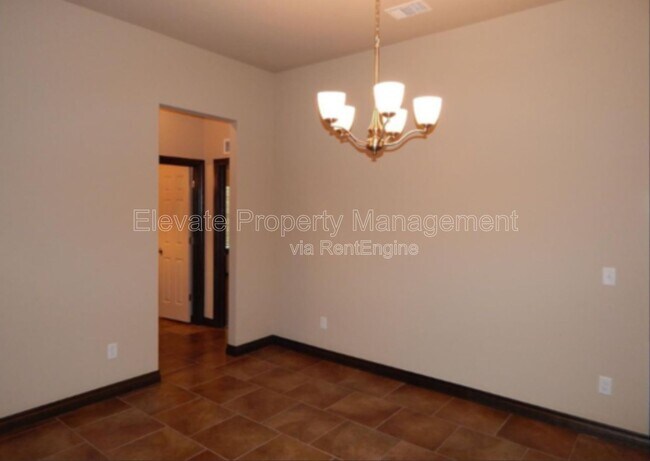 Building Photo - 2314 Starwood Wy