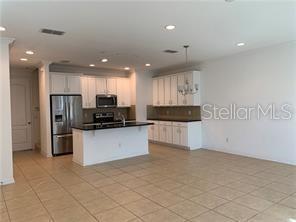 Building Photo - 14279 Swanley St