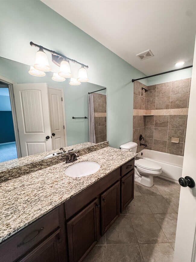 Building Photo - 1229 Grainfield Cove