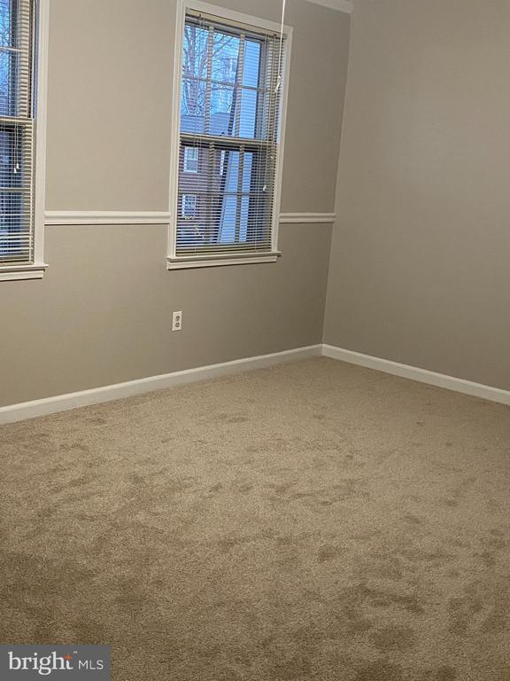 Building Photo - 8326 Glastonbury Ct