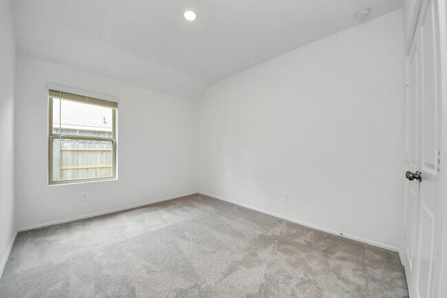 Building Photo - 1351 Antigua Dr