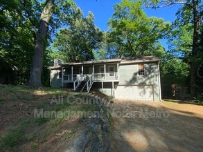 Building Photo - 410 Riverlake Ct