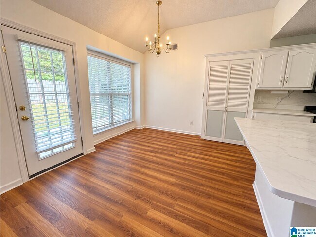 Building Photo - 1345 Moss Rose Ln