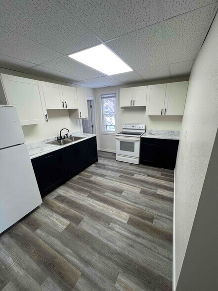 Primary Photo - 1804 13th Ave