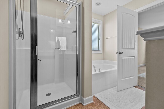 Building Photo - 34 Coswell Ct