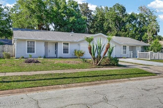 Building Photo - 1133 Squirrel Nest Ln