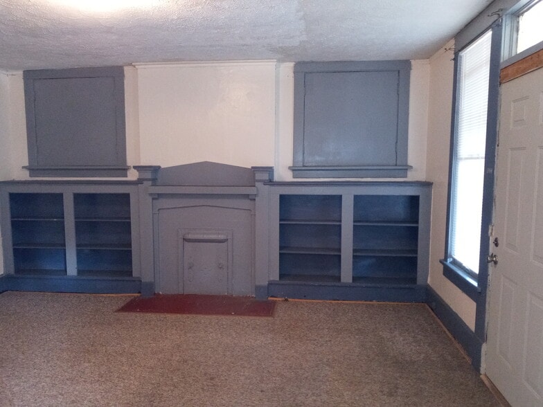 Building Photo - 29 Harvey St