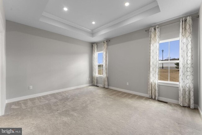 Building Photo - 143 Hood Farm Dr