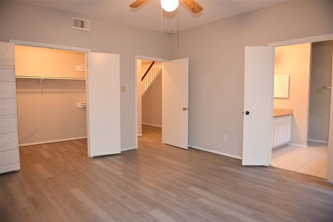 Building Photo - 2811 Grants River Cir