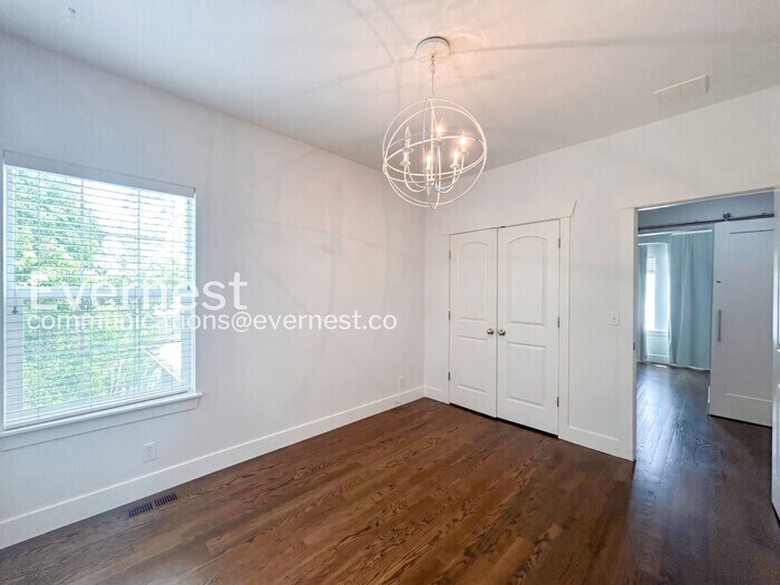 Building Photo - 841 Uinta Way