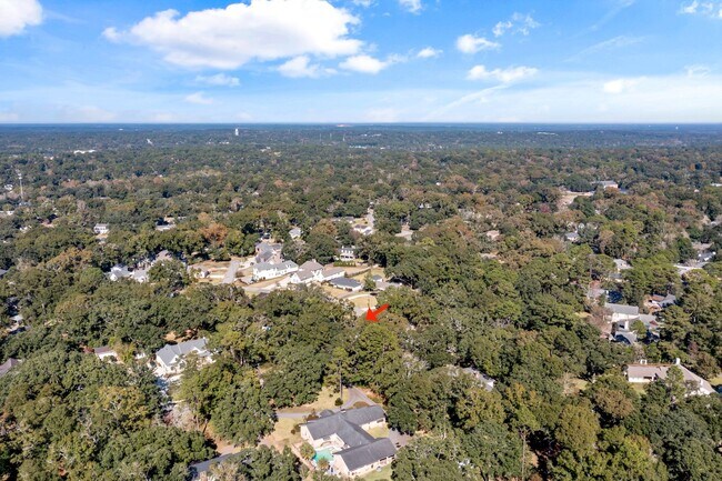 Building Photo - 2/2 with carport - fenced backyard