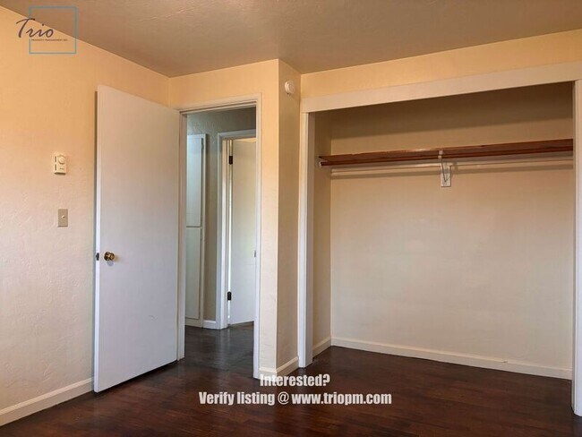 Building Photo - 1663 Larkspur Loop