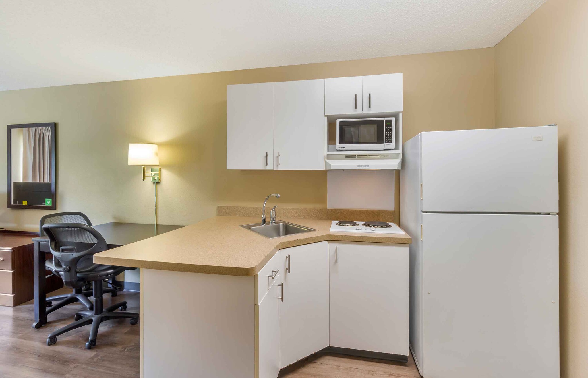 Building Photo - Furnished Studio-Seattle - Lynnwood