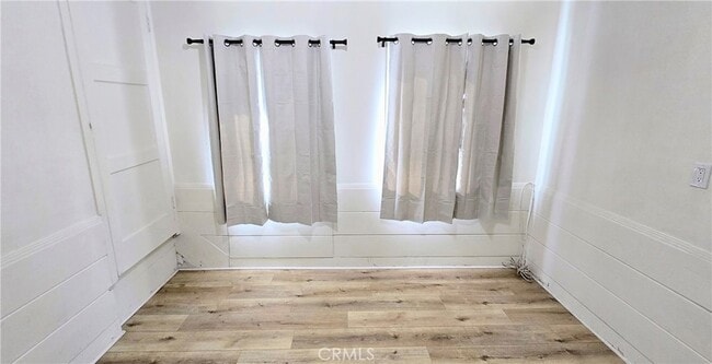 Building Photo - 5747 Jefferson Ave