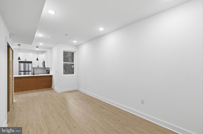 Building Photo - 863 N 43rd St