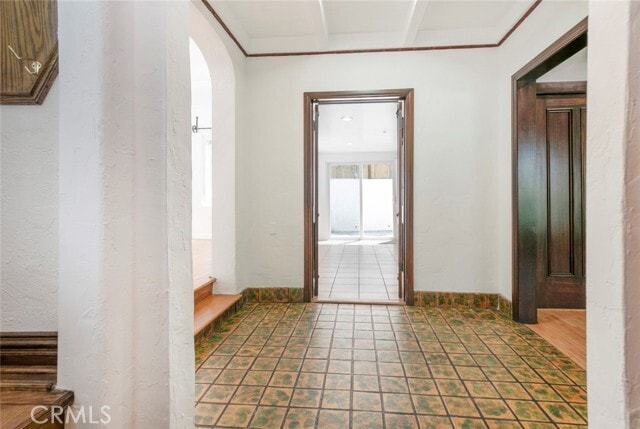 Building Photo - 2644 E Chevy Chase Dr