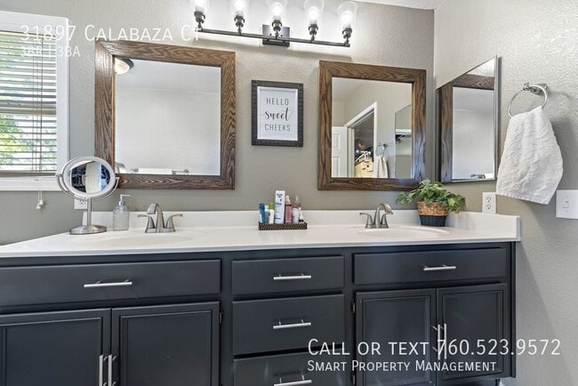 Building Photo - 31897 Calabaza Ct