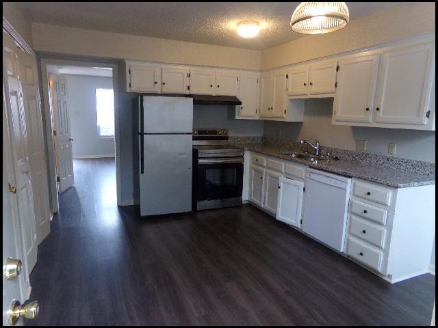 Building Photo - 1809 Reservoir Rd