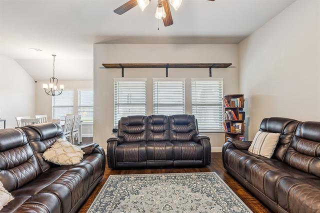 Building Photo - 3234 Cumby Dr