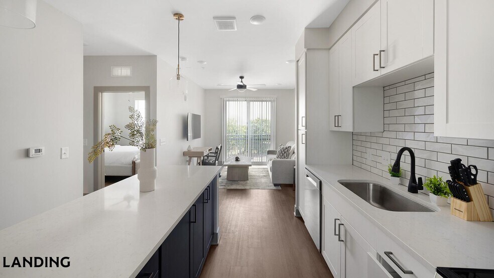 Building Photo - 1310 Hillside Ave