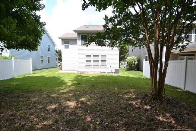 Building Photo - 429 New Milford Rd