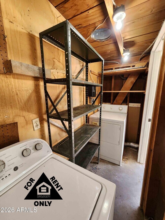 Building Photo - 7132 W Wolf St