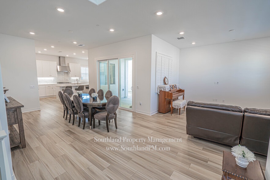 Building Photo - 27081 Amber Sky Wy