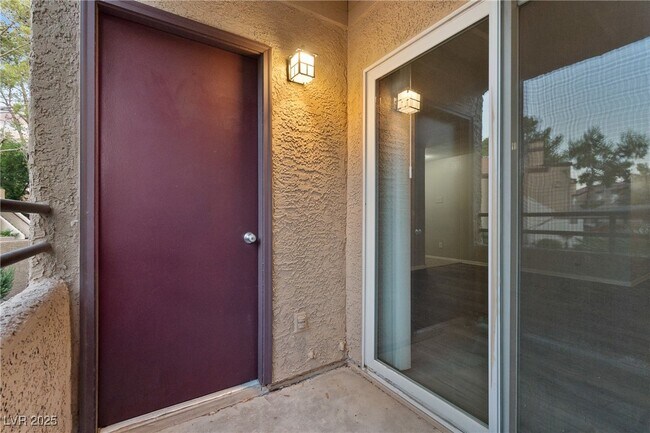 Building Photo - 9325 W Desert Inn Rd