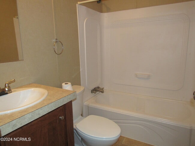 Building Photo - 900 NC-241