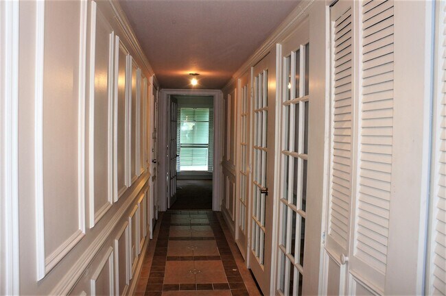 Building Photo - 273 Cypress Point Dr